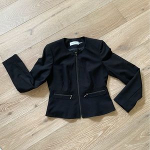 Calvin Klein Black Suit Jacket Cropped & Fitted Peplum Size 6P Zipper Front